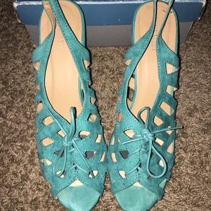 Nine West Turquoise wedges!